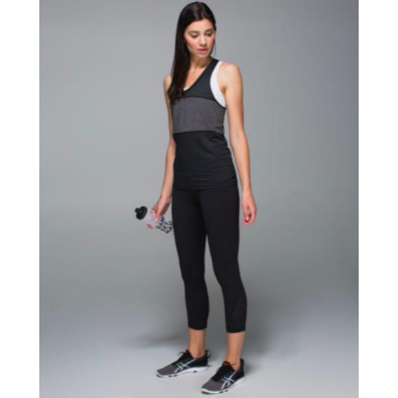 Lululemon Run Lightweight Mesh Singlet Tank Black Gray 6 NWOT - Picture 14 of 15